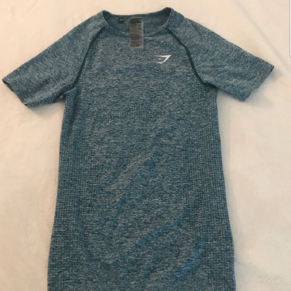 SOLD Small gymshark short sleave